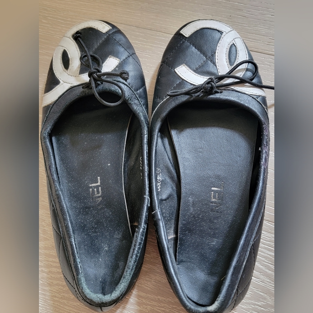 Chanel Cambon flats